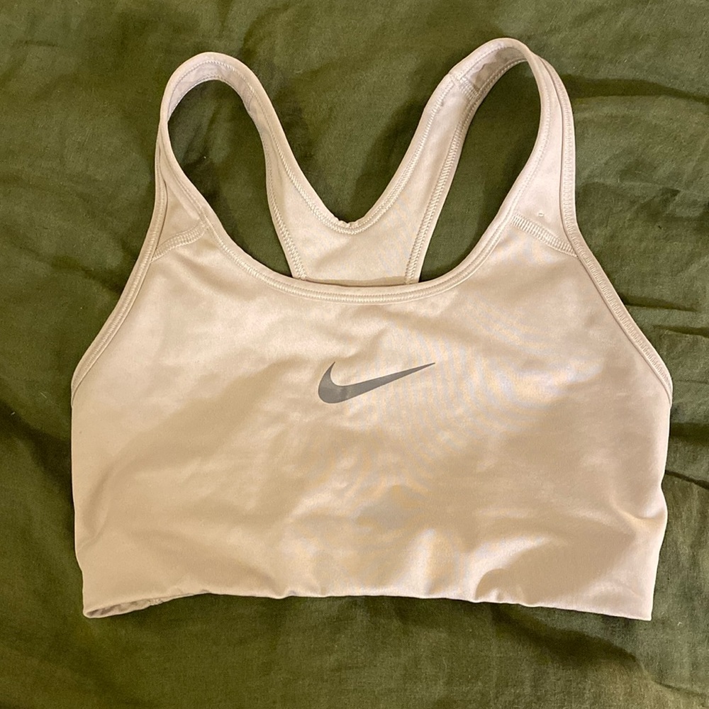 Nike- Dusty pink sports bra